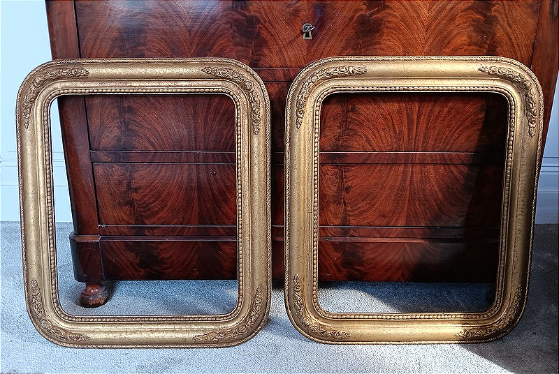 Pair Of Giltwood Frames, Size 8f, For Paintings, 46 Cm X 38 Cm, 19th Century 