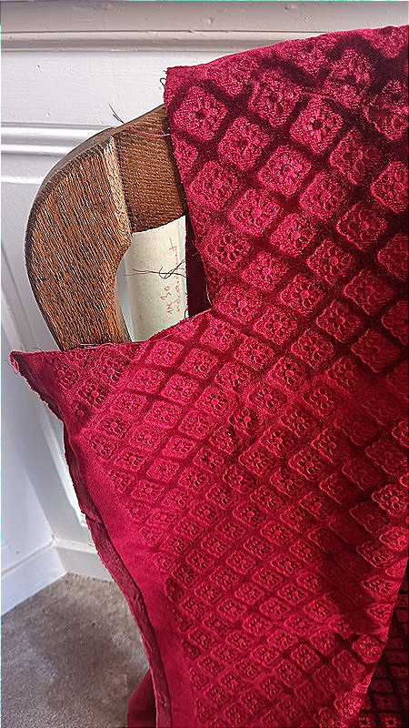 Unused Crimson Embossed Silk Velvet For Seats Or Cushions-photo-8