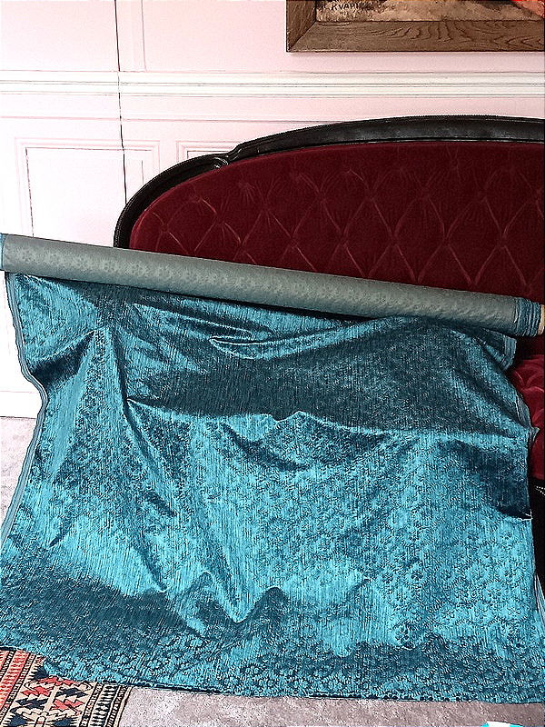 Beau métrage étoffe de velours de soie gaufré bleu pour sièges  coussins non utilisé-photo-2