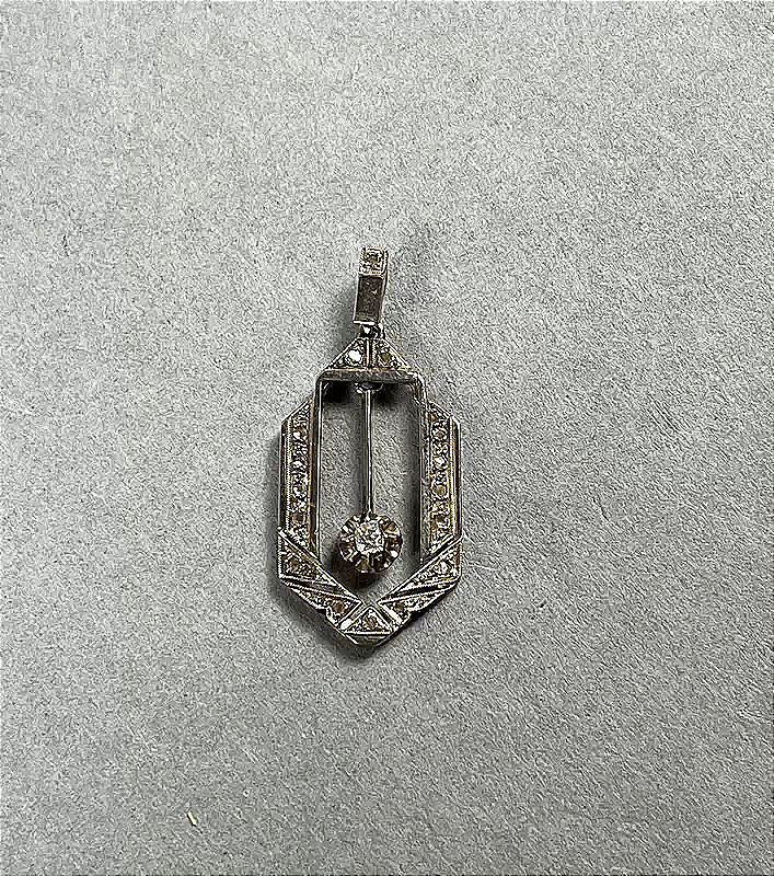 18-carat White Gold And Art Deco Diamond Pendant Circa 1930-photo-4