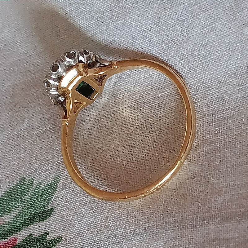 Emerald And Diamond Ring 18 Carat Gold And Platinium-photo-3