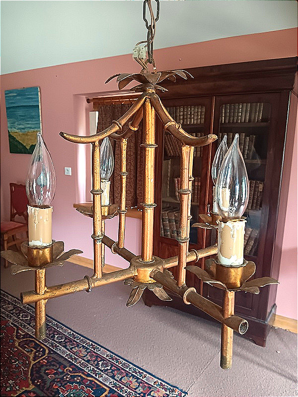 Petit lustre cage japonisant façon bambou cabinet de curiosités  