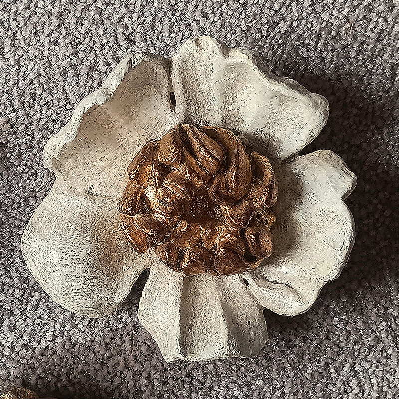 Nice Set Of Three Flowers For Furnishing Ornaments Embrasures Decoration-photo-2