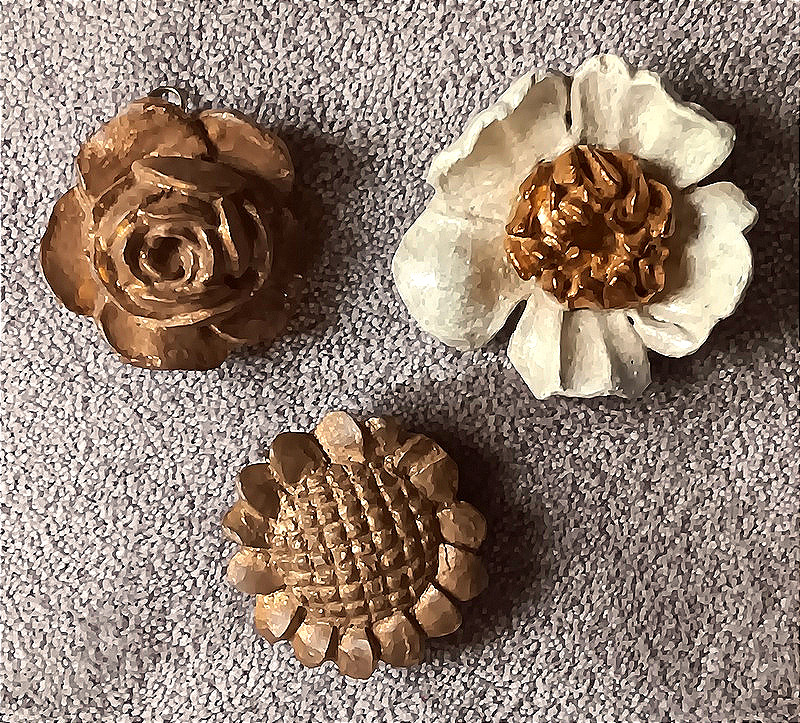 Nice Set Of Three Flowers For Furnishing Ornaments Embrasures Decoration