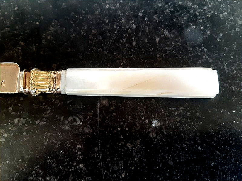 Cardeilhac époque 1819-1838 11 couteaux à dessert en argent vermeil et nacre -photo-5