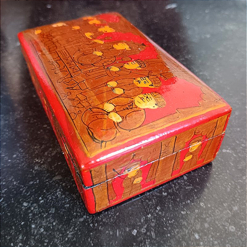 Lacquered Jewelry Box -photo-5