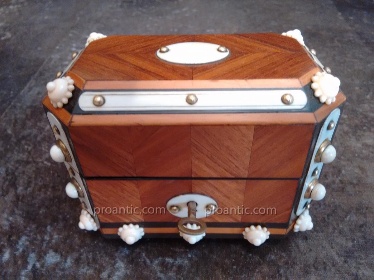 Scented Box In Marquetry Wood Rose And Ivory