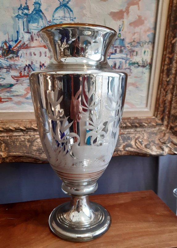 Ancien Vase à l'Antique En Verre soufflé églomisé Mercurisé Décor Gravé De Végétation, Dindon Et Canard XIXème siècle
