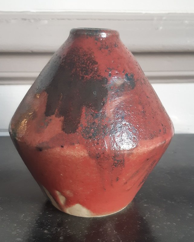 Toupie Vase In Glazed Stoneware Covered Beef Blood Red With Ring Neck-photo-1