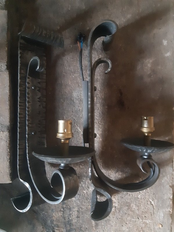 Important Pair Of Modernist Wrought Iron Sconces-photo-2