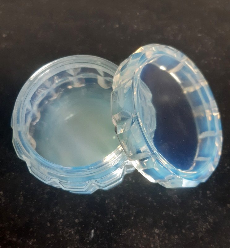 Modernist Art Deco Verlys Opalescent Glass Box 1930s-photo-1