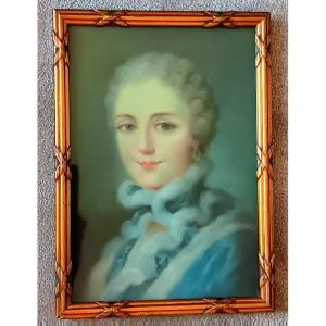 Charmant Pastel Portrait De Jeune Femme Aux Boucles d'Oreilles