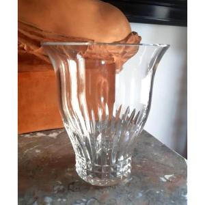 Baccarat Vase En Cristal Taillé Décor Moderniste Géométrique En Pointes De Diamants Art Déco 1930