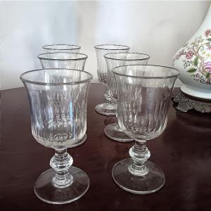 Belle suite De verres de table de forme tulipe En Verre Soufflé et taillé du XIXème Siècle 