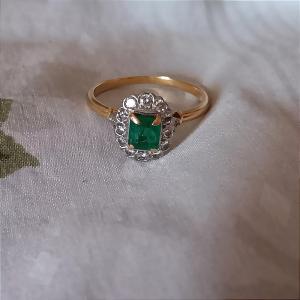 Emerald And Diamond Ring 18 Carat Gold And Platinium