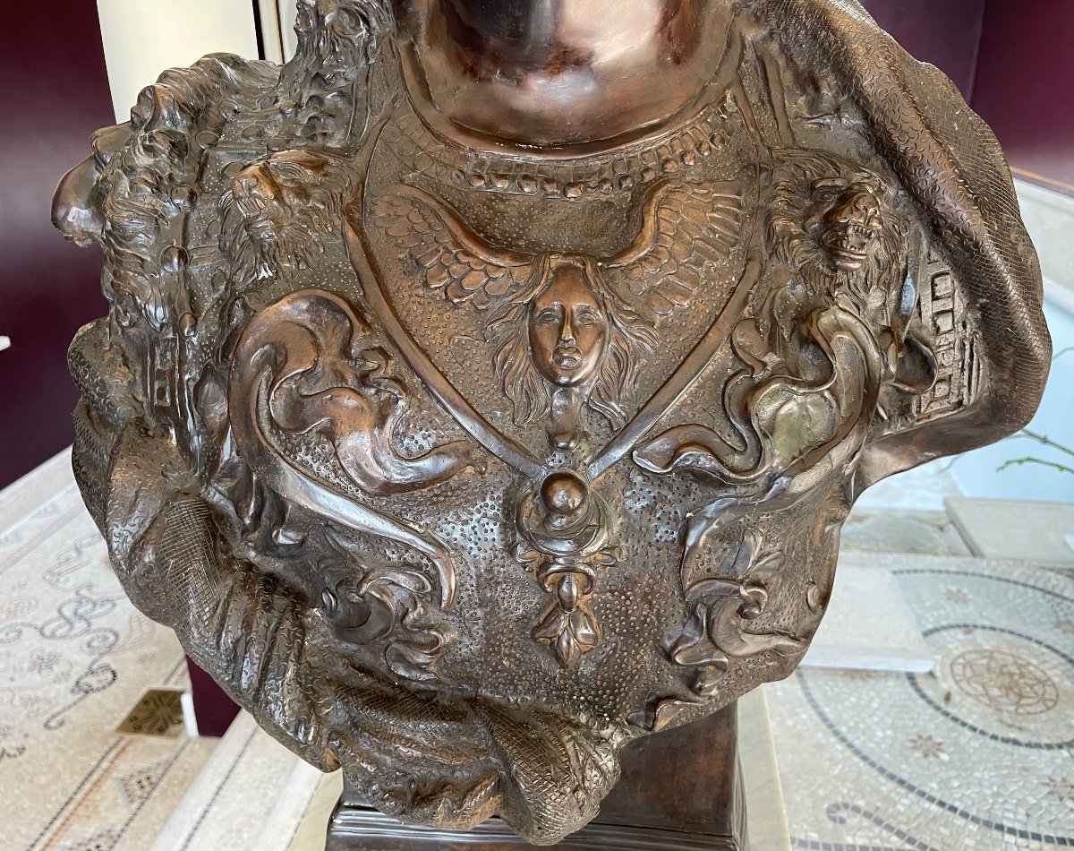 Impressive Bronze Emperor Bust-photo-5