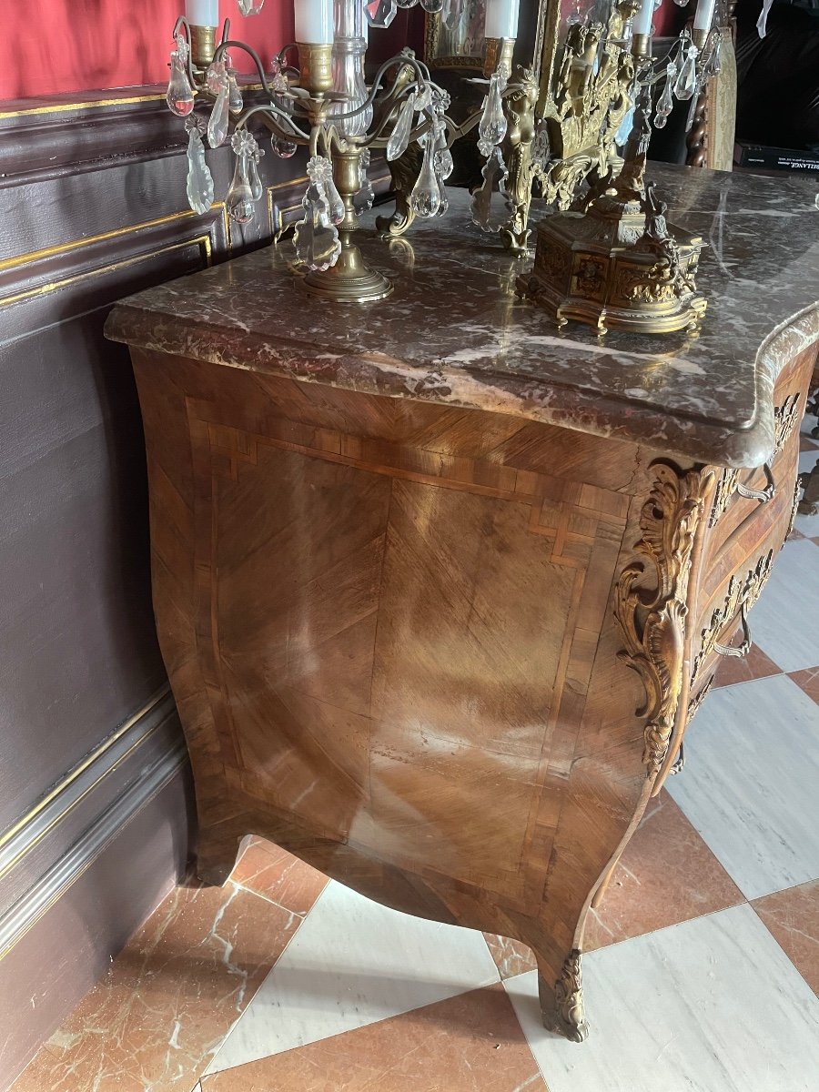 Curved Tomb Commode All Sides Louis XV Style. -photo-1