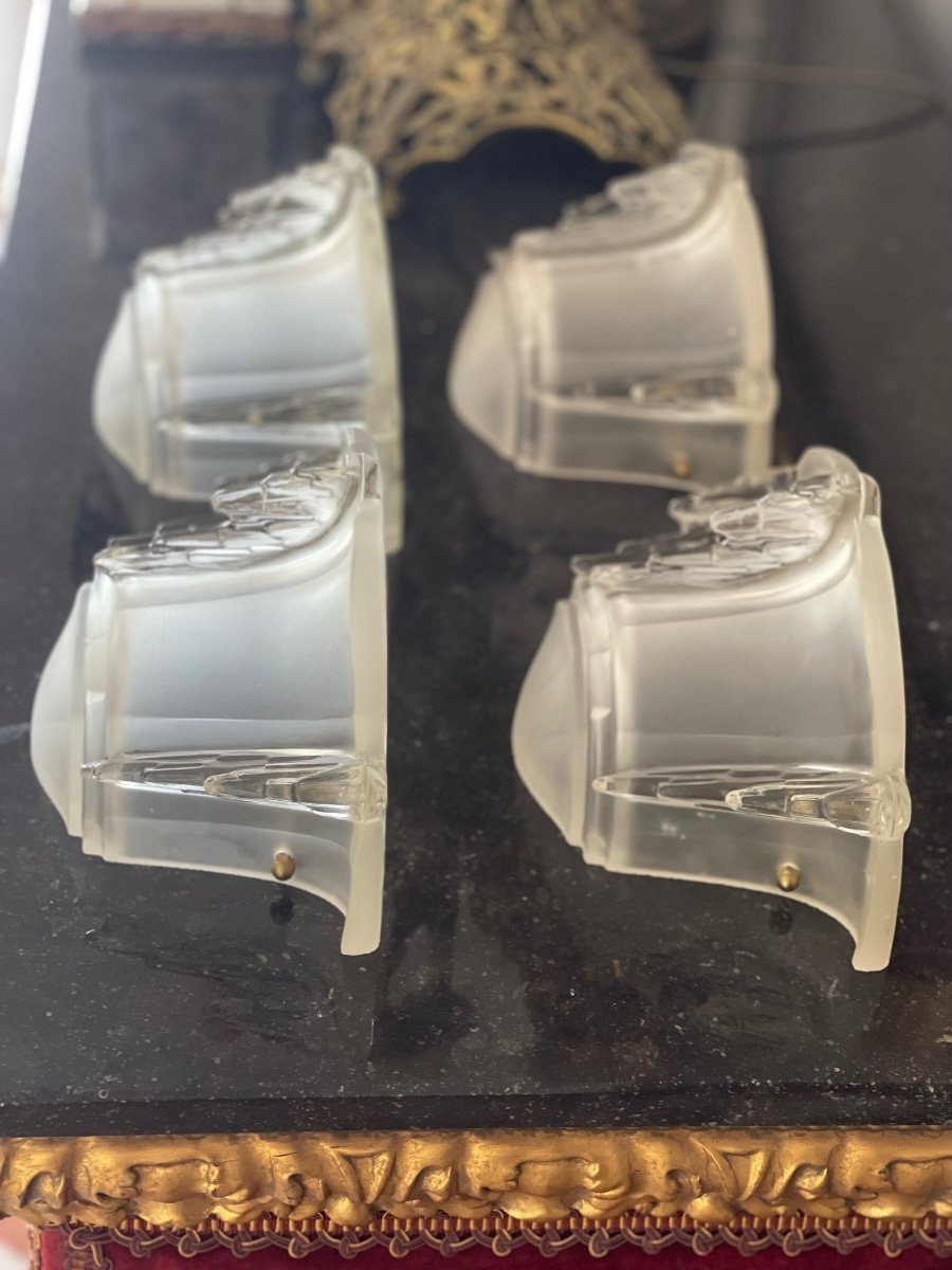 Suite De Quatre Appliques En Verre -photo-4