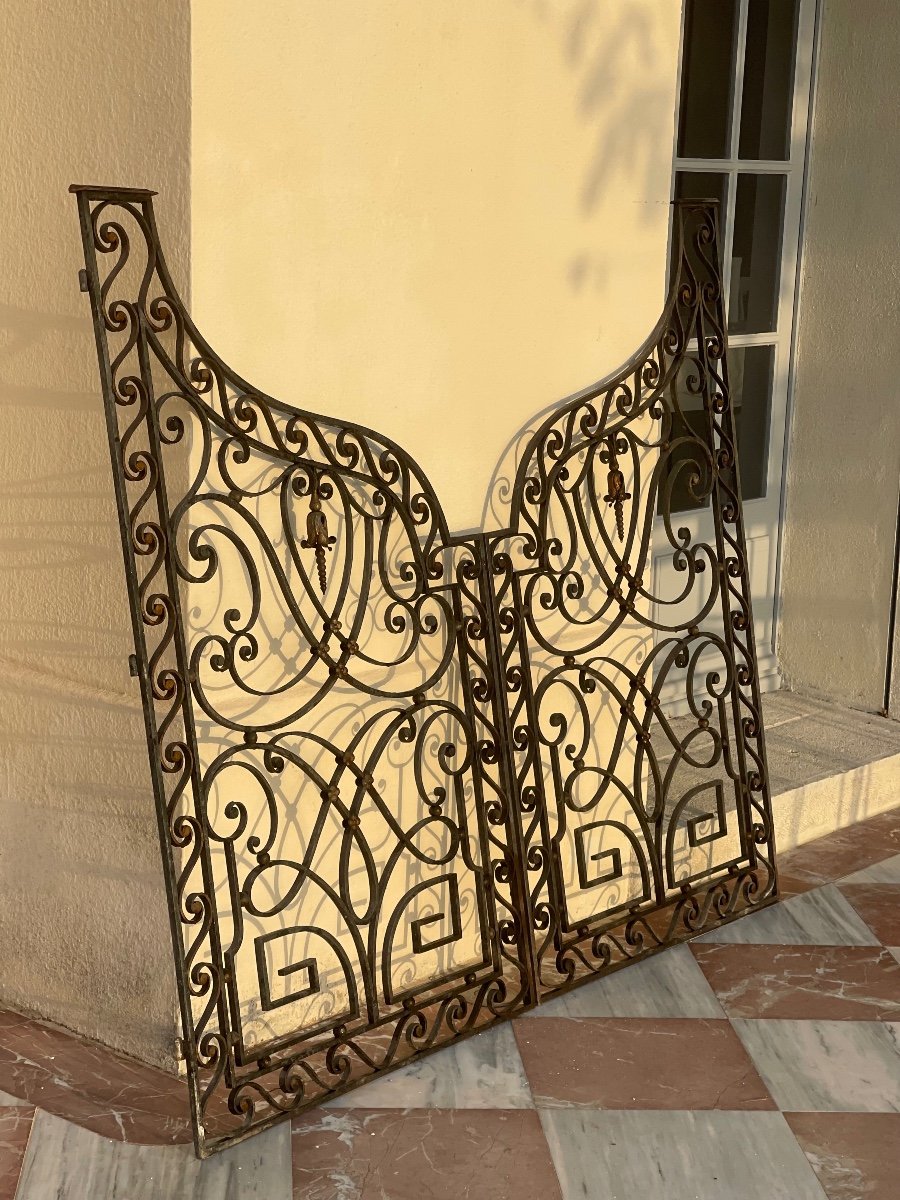 Pair Of Wrought Iron Grilles -photo-3