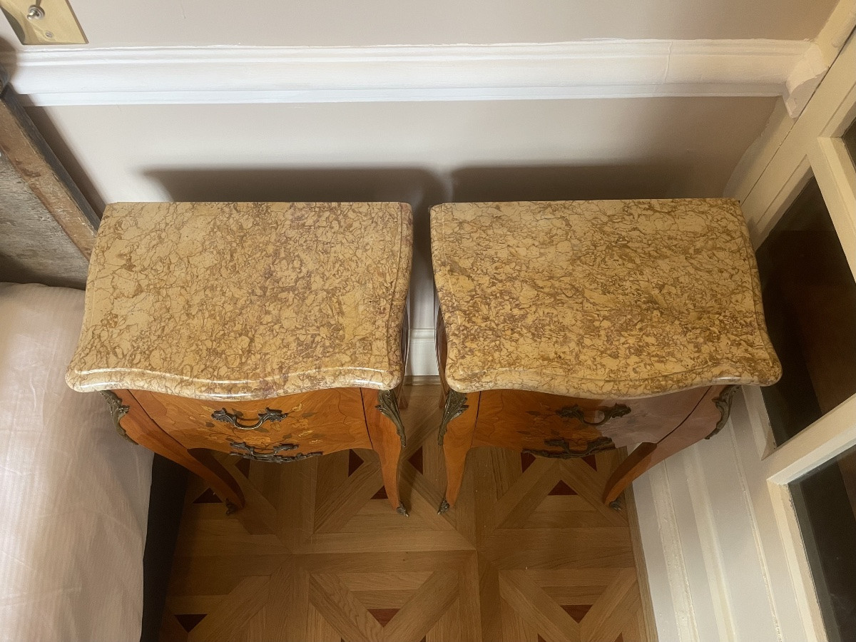 Pair Of Louis XV Style Bedside Tables In Marquetry And Gilt Bronze, Marble Top-photo-6