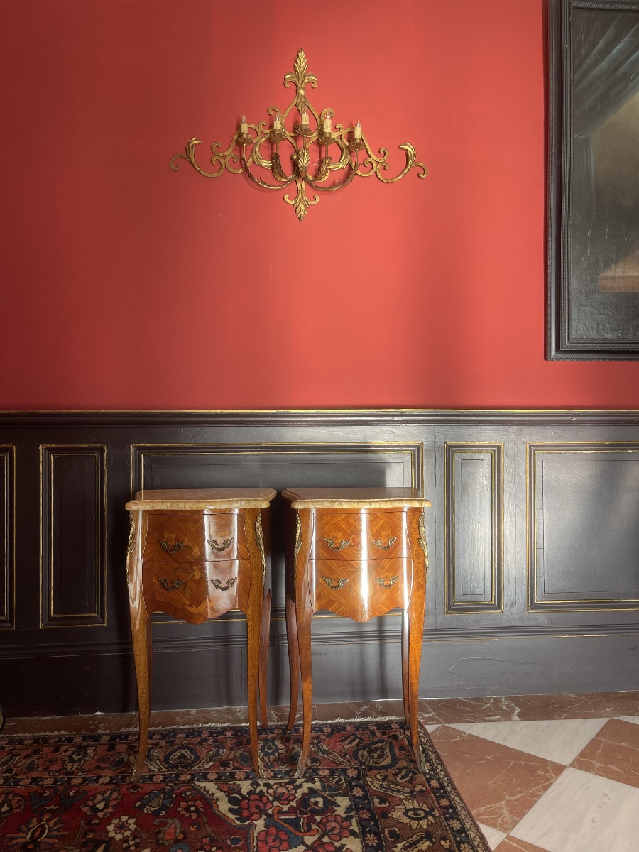 Paire de chevets de style Louis XV en marqueterie et marbre -photo-2