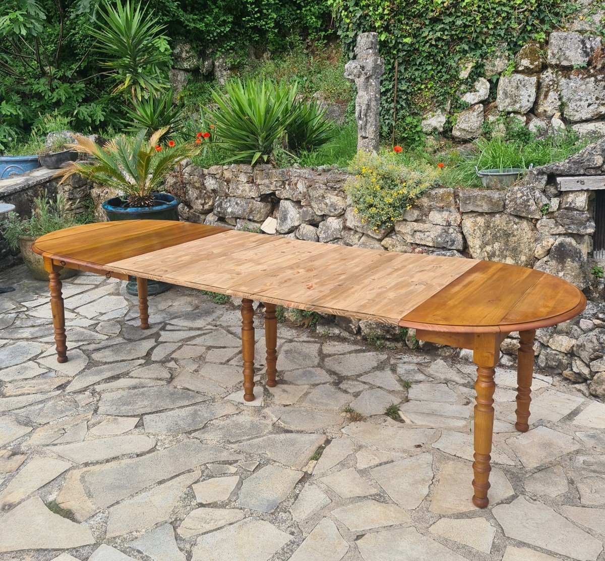 Important Dining Table In Cherry-photo-1