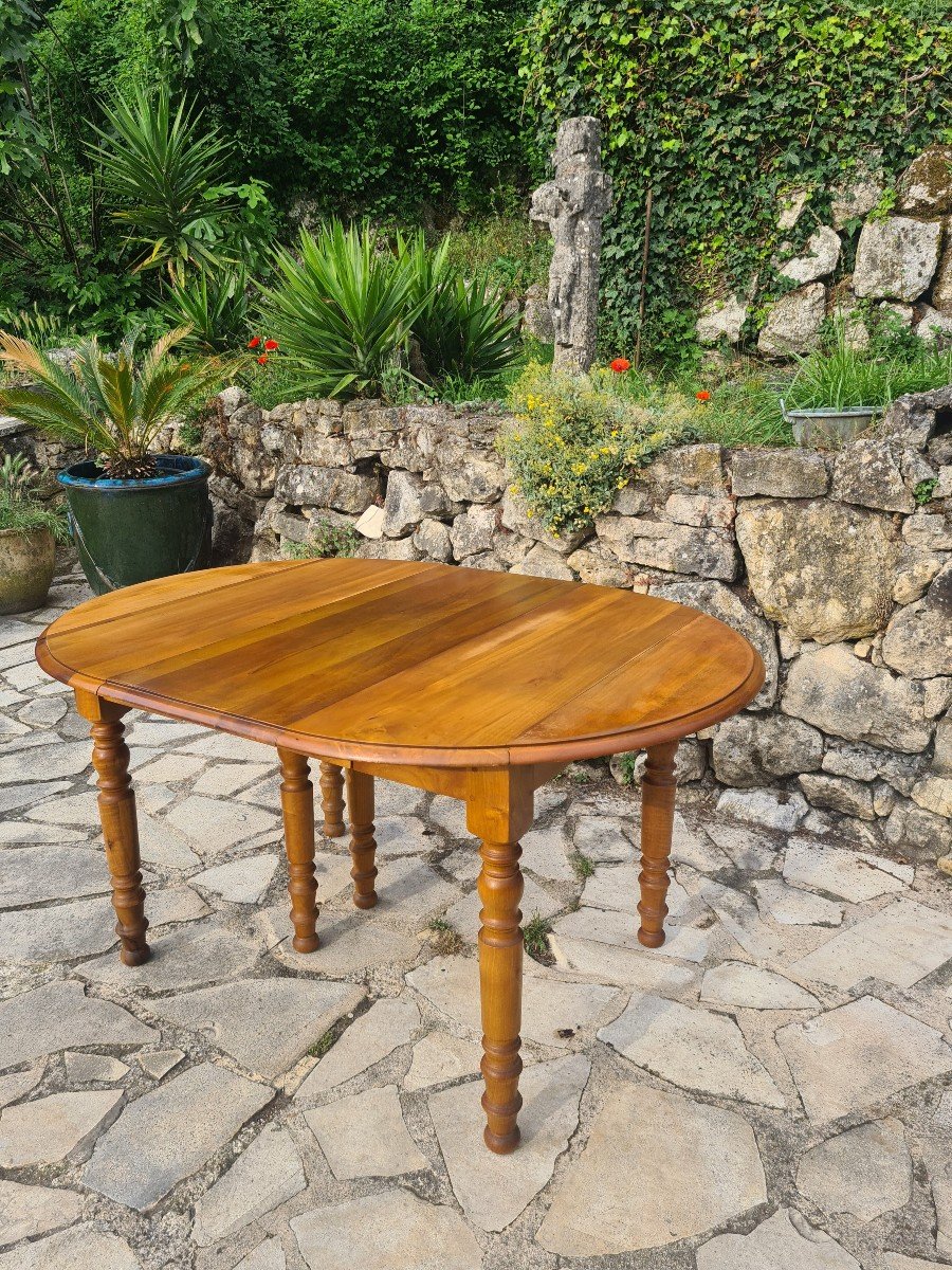 Important Dining Table In Cherry-photo-7