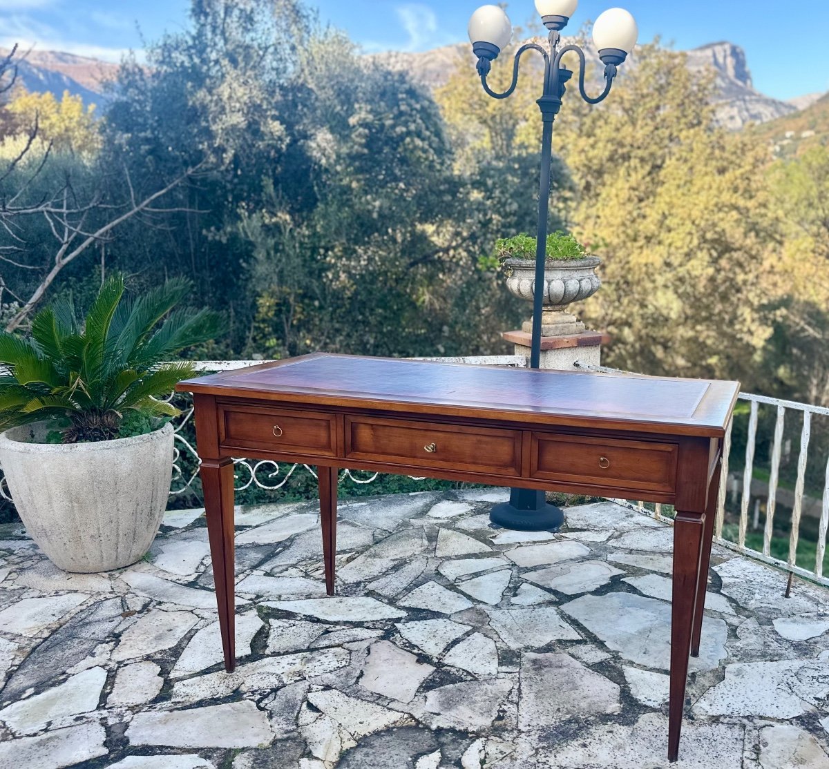 Louis XVI Style Mahogany Desk, 20th Century 