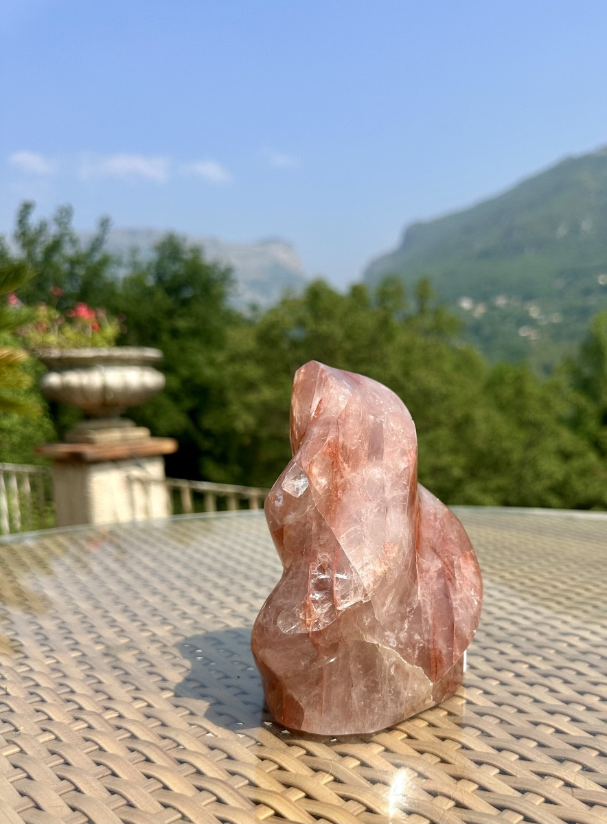 Sculpture à la Flamme en Cristal de Quartz Hématoide ,Pierre Naturelle.-photo-2