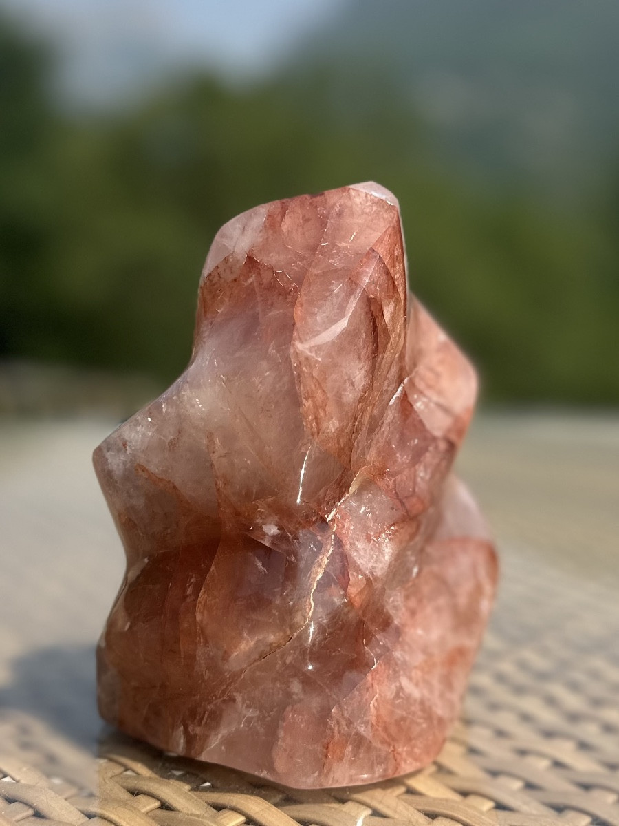 Sculpture à la Flamme en Cristal de Quartz Hématoide ,Pierre Naturelle.-photo-4