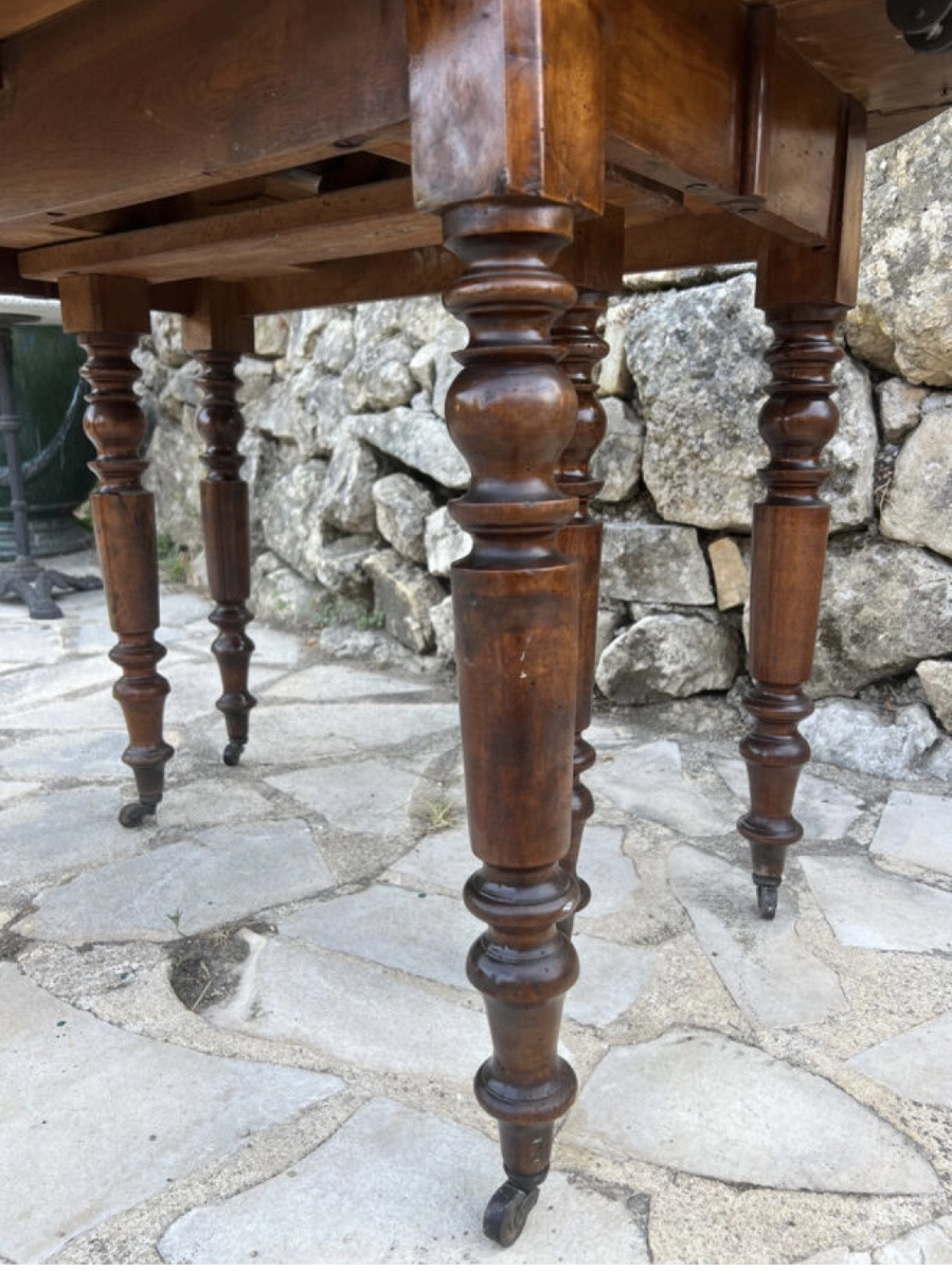 Louis Philippe Style Walnut Dining Table, 19th Century.-photo-4