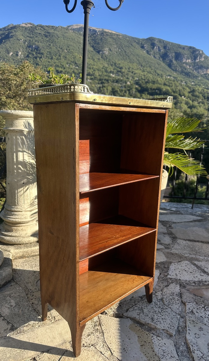 Bonus en Acajou et Placage d’Acajou de Style Louis XV Époque XX eme siècle.-photo-4