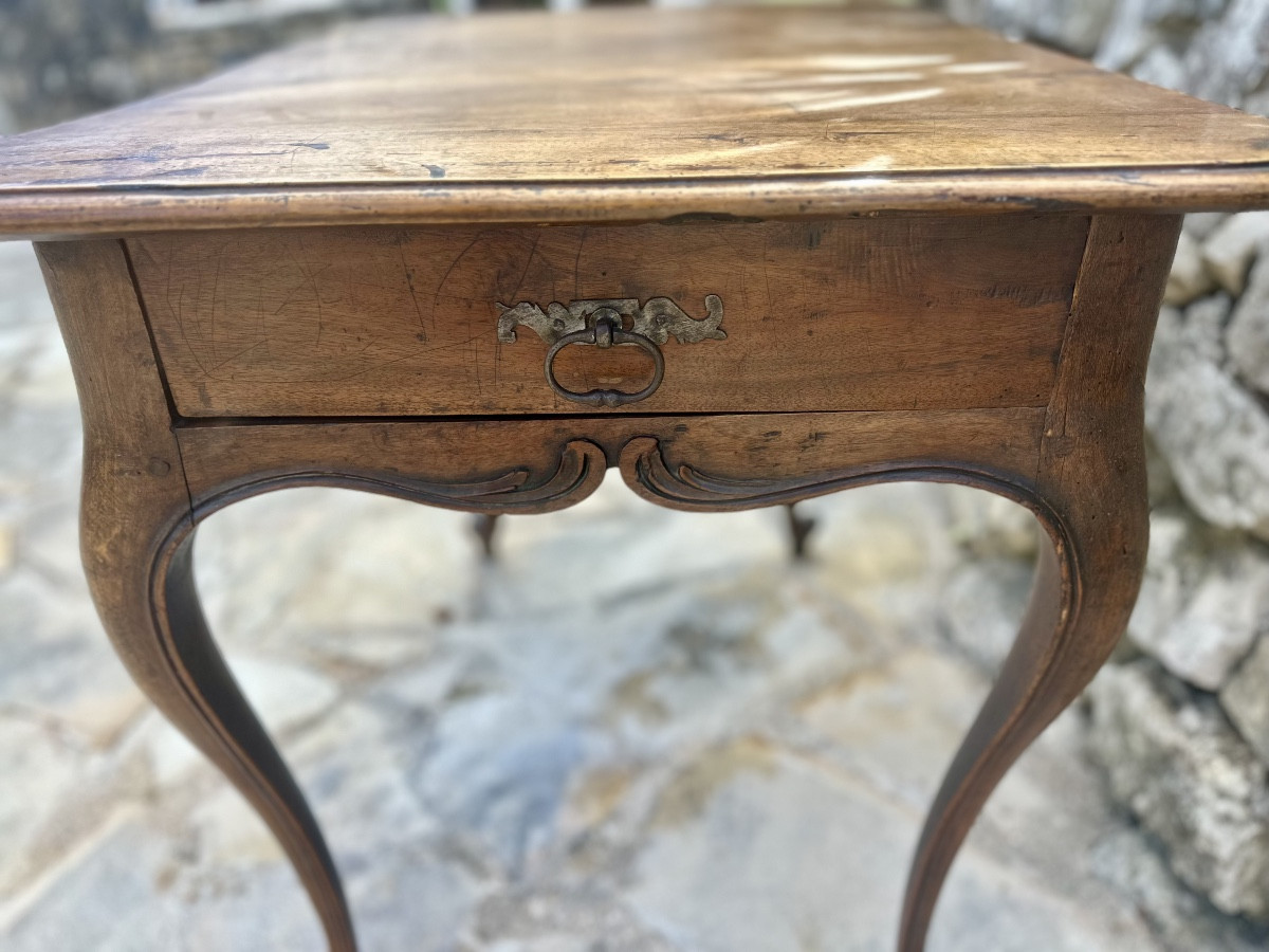 Louis XV Period Walnut Center Table. 18th Century.-photo-3