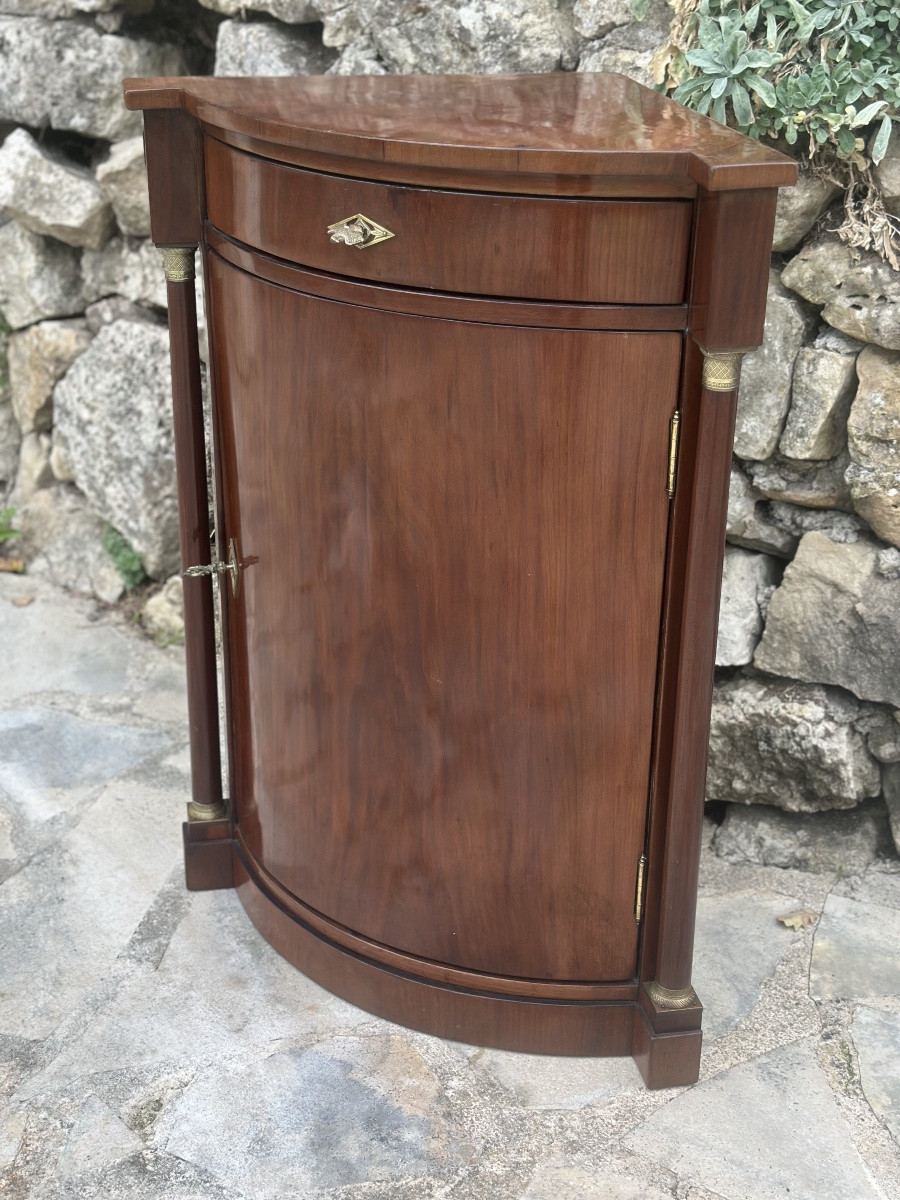Small Corner Cupboard In Flamed Mahogany With Detached Columns, 19th Century.-photo-3