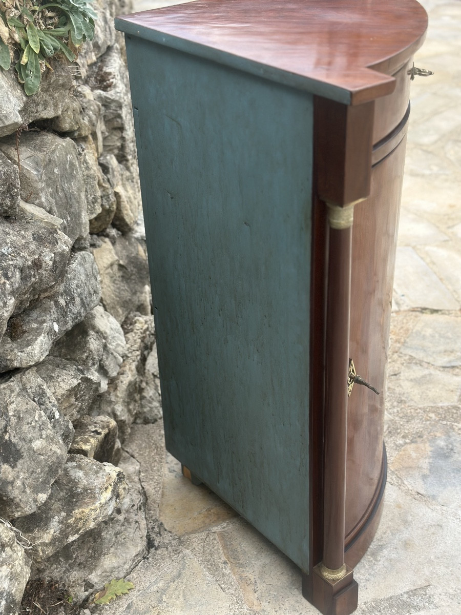 Small Corner Cupboard In Flamed Mahogany With Detached Columns, 19th Century.-photo-3