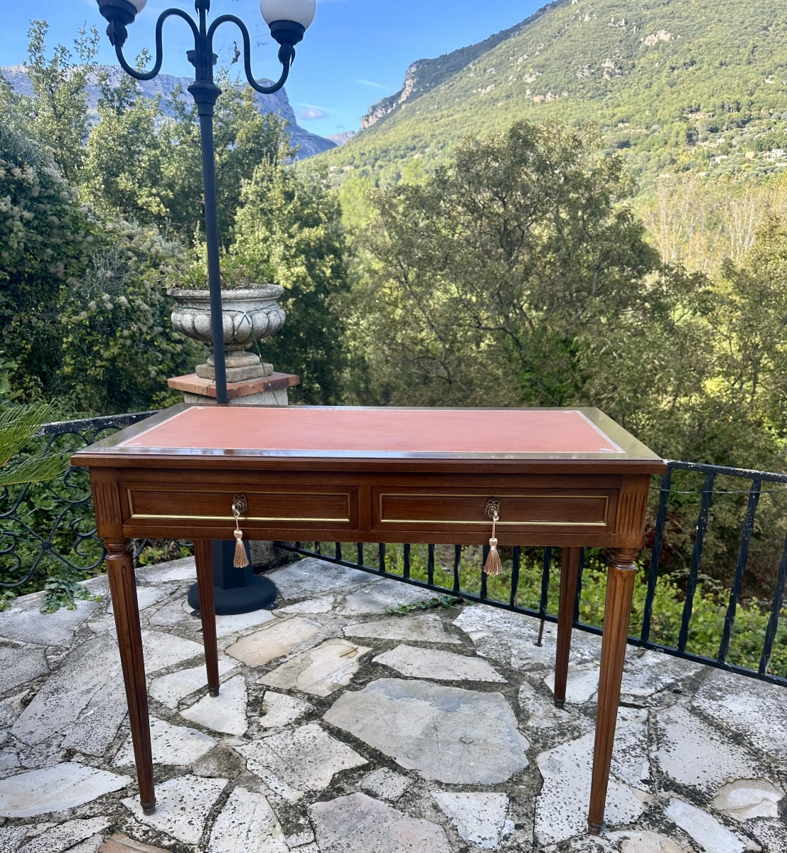 Louis XVI Style Mahogany Bureau Plat. 20th Century Period.