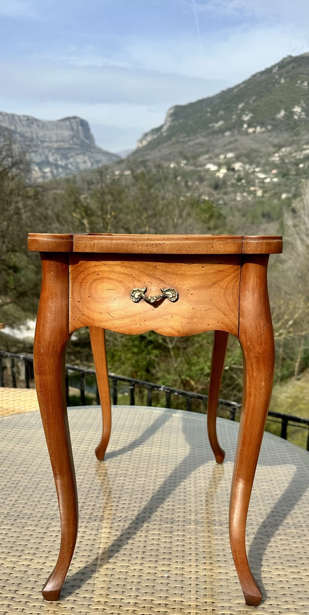 Petite table volante de style Louis XV .Époque XX eme siècle.-photo-3