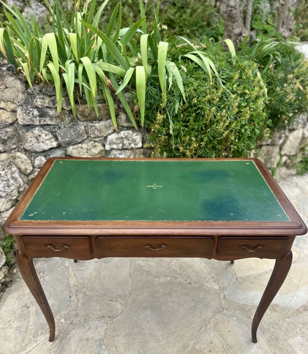 Petit Bureau de style Louis XV en bois massif Époque XX eme siècle.-photo-1