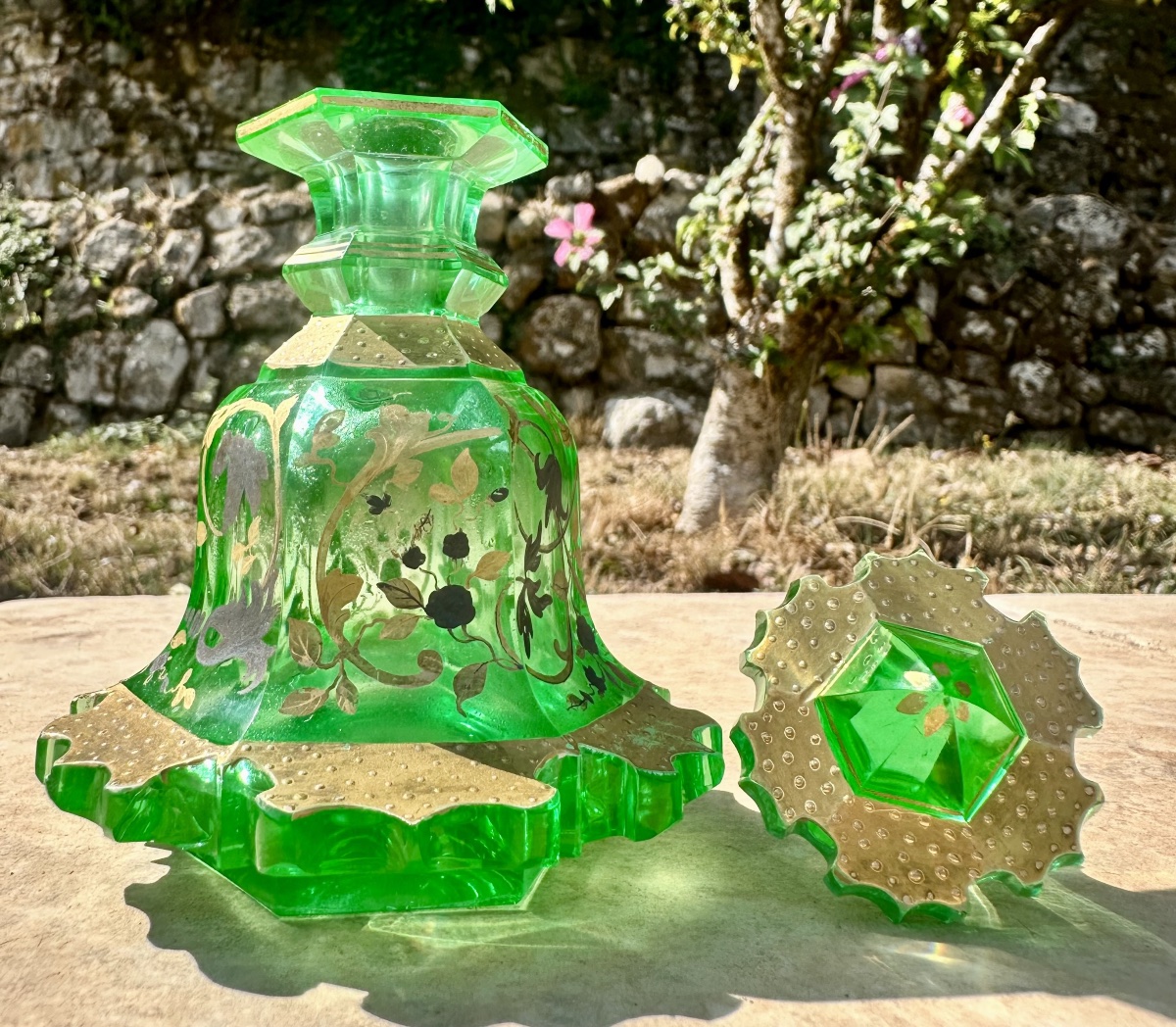 Antique Perfume Bottle Made Of “ouraline” Or “uranium Glass.” 19th Century.-photo-2
