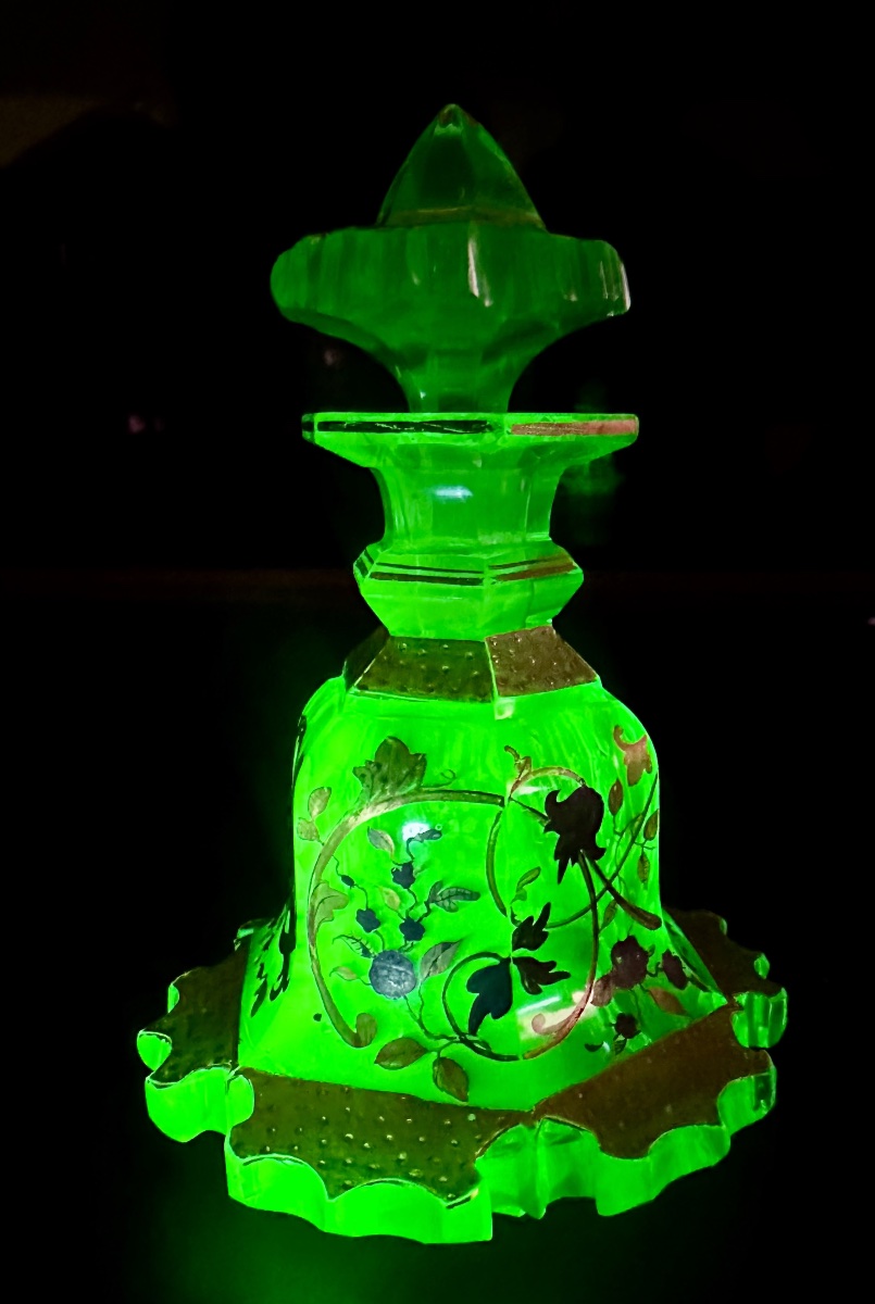 Antique Perfume Bottle Made Of “ouraline” Or “uranium Glass.” 19th Century.-photo-5