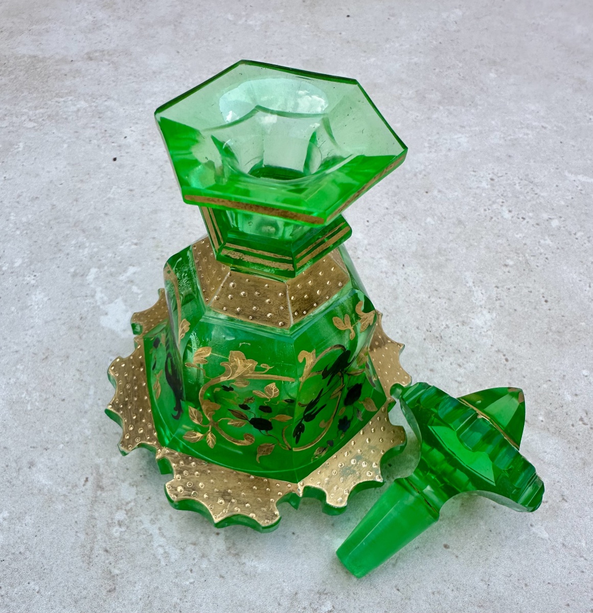 Antique Perfume Bottle Made Of “ouraline” Or “uranium Glass.” 19th Century.-photo-6