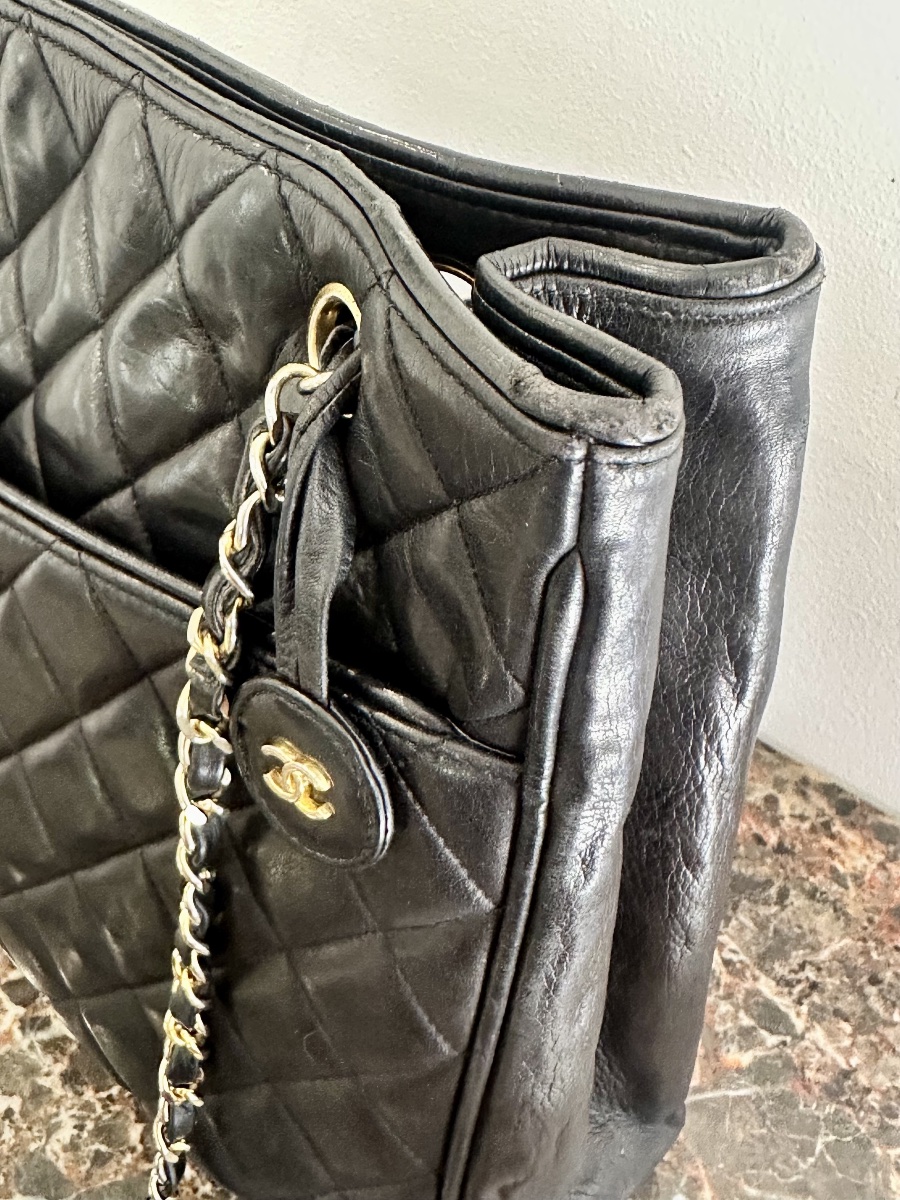 Grand Sac Cabas Chanel Vintage en cuir d’agneau noir. Ère Karl Lagerfeld  Circa 1986/19888.-photo-3