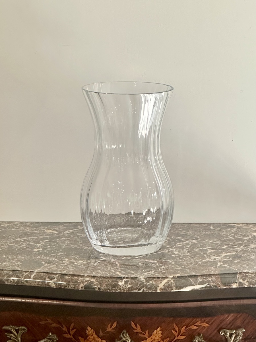 Grand vase en Cristal Cannelé de la maison Daume  France. Époque XX eme siècle.-photo-2