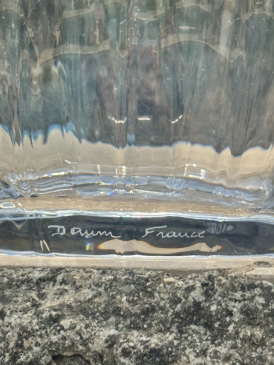 Grand vase en Cristal Cannelé de la maison Daume  France. Époque XX eme siècle.-photo-4