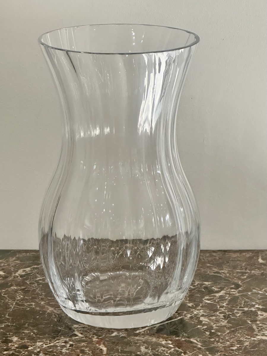 Grand vase en Cristal Cannelé de la maison Daume  France. Époque XX eme siècle.-photo-3