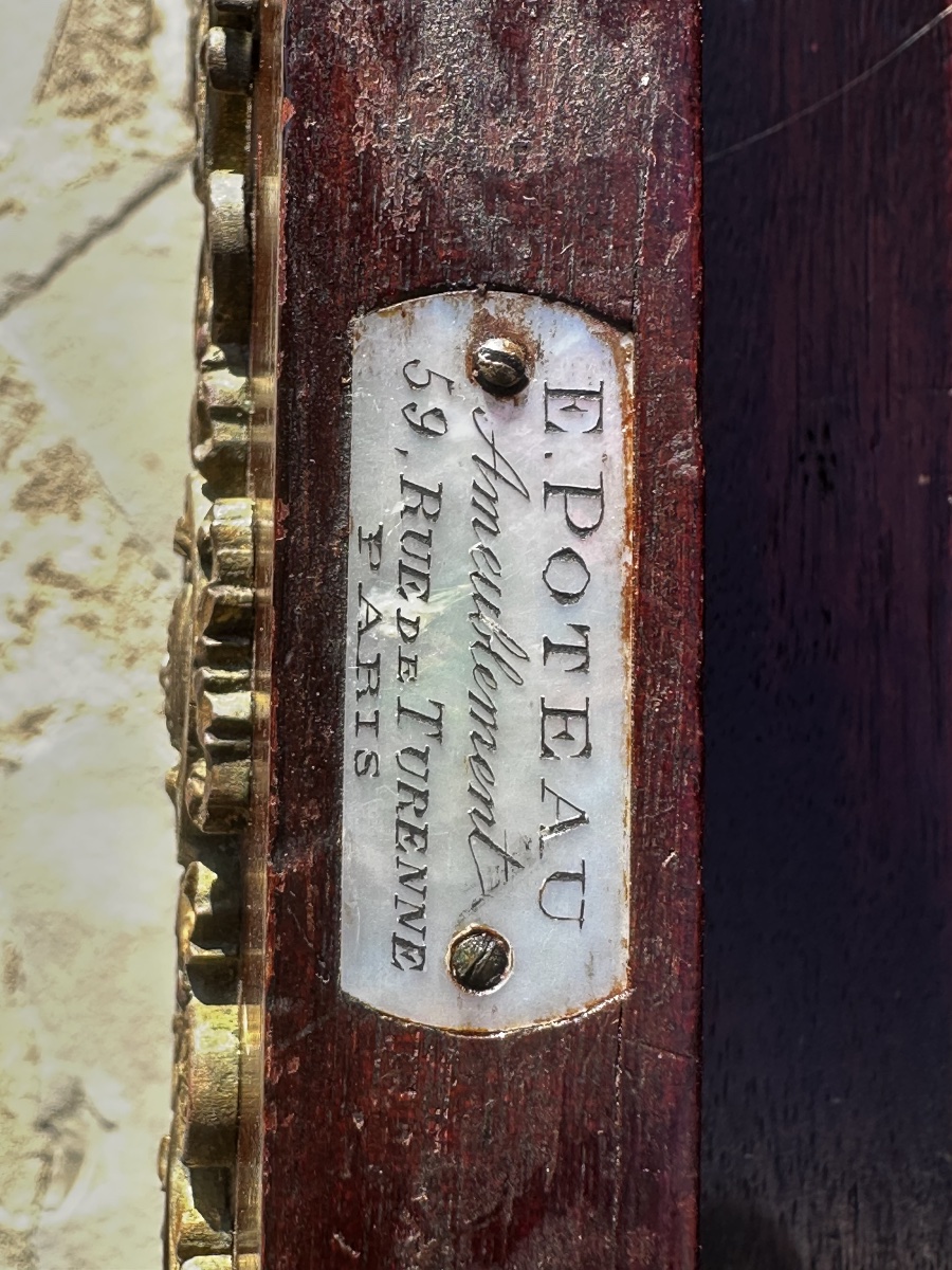 Pupitre d’écriture ou Bonheur du jour en Acajou par E . Poteau (Paris).-photo-3