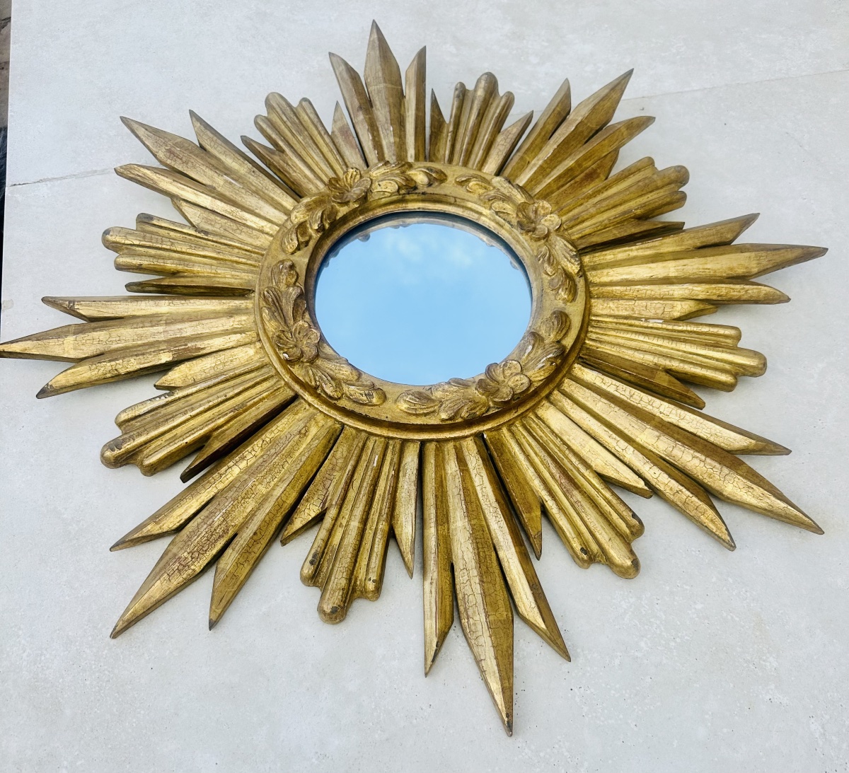 Large Sun Mirror In Gilded Carved Wood, 20th Century.-photo-3
