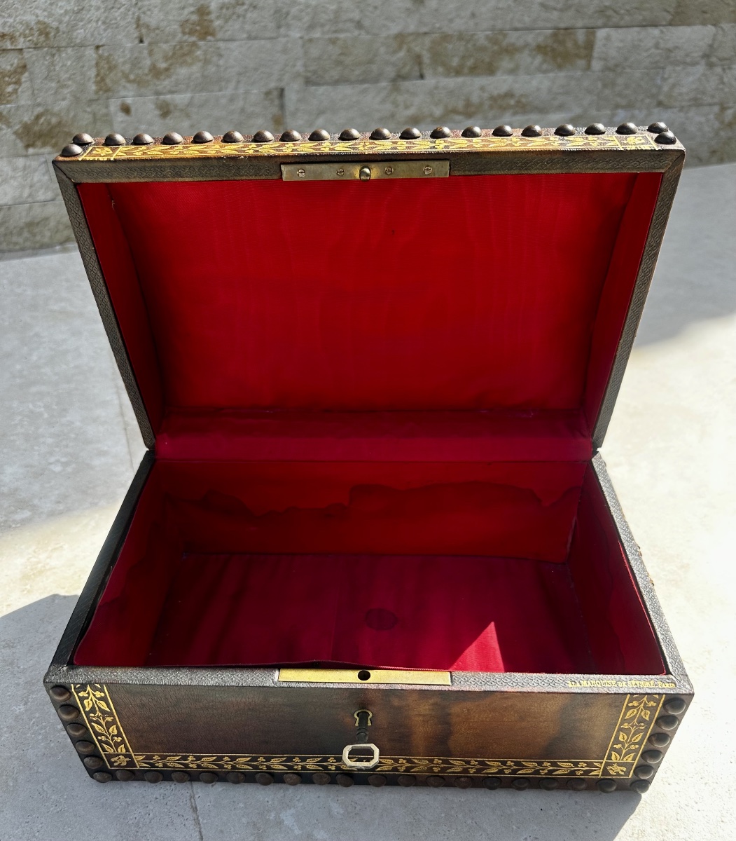 Studded Leather Box Bearing The "marquise De Sévigné Paris" Signature. Late 19th Century -photo-2