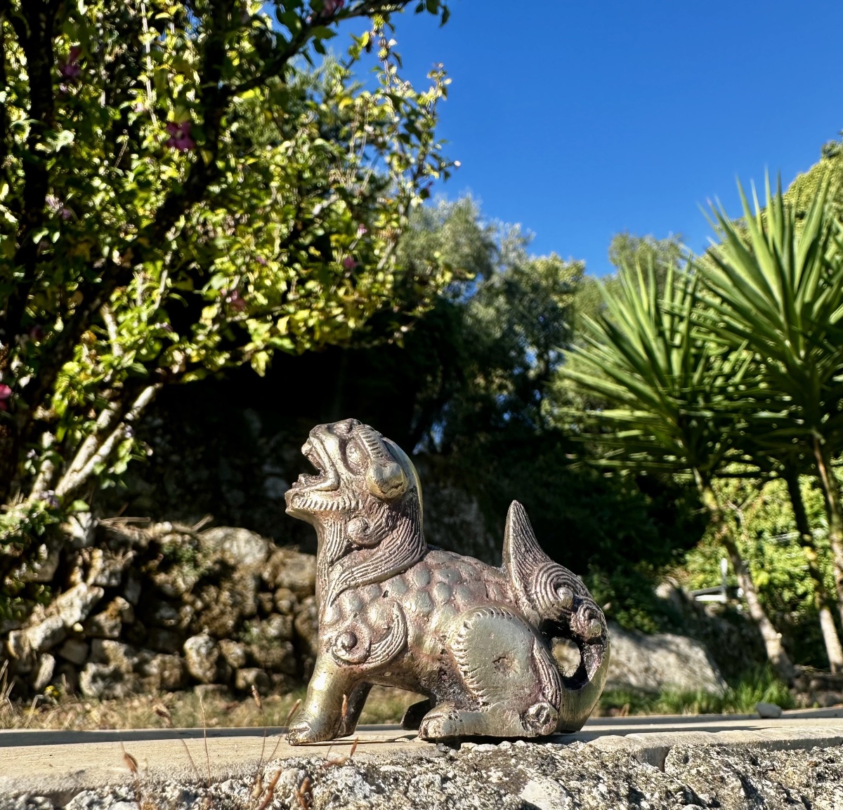 Statuette en Bronze Asiatique : Chien De Fo / Lion Gardien ( Shishi) XX eme siècle.-photo-2