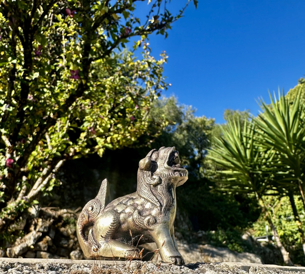 Statuette en Bronze Asiatique : Chien De Fo / Lion Gardien ( Shishi) XX eme siècle.